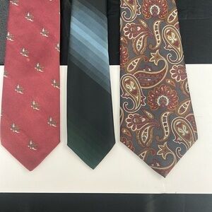 Men’s neckties. Vintage lot of 3. From local Columbia SC stores now closed.
